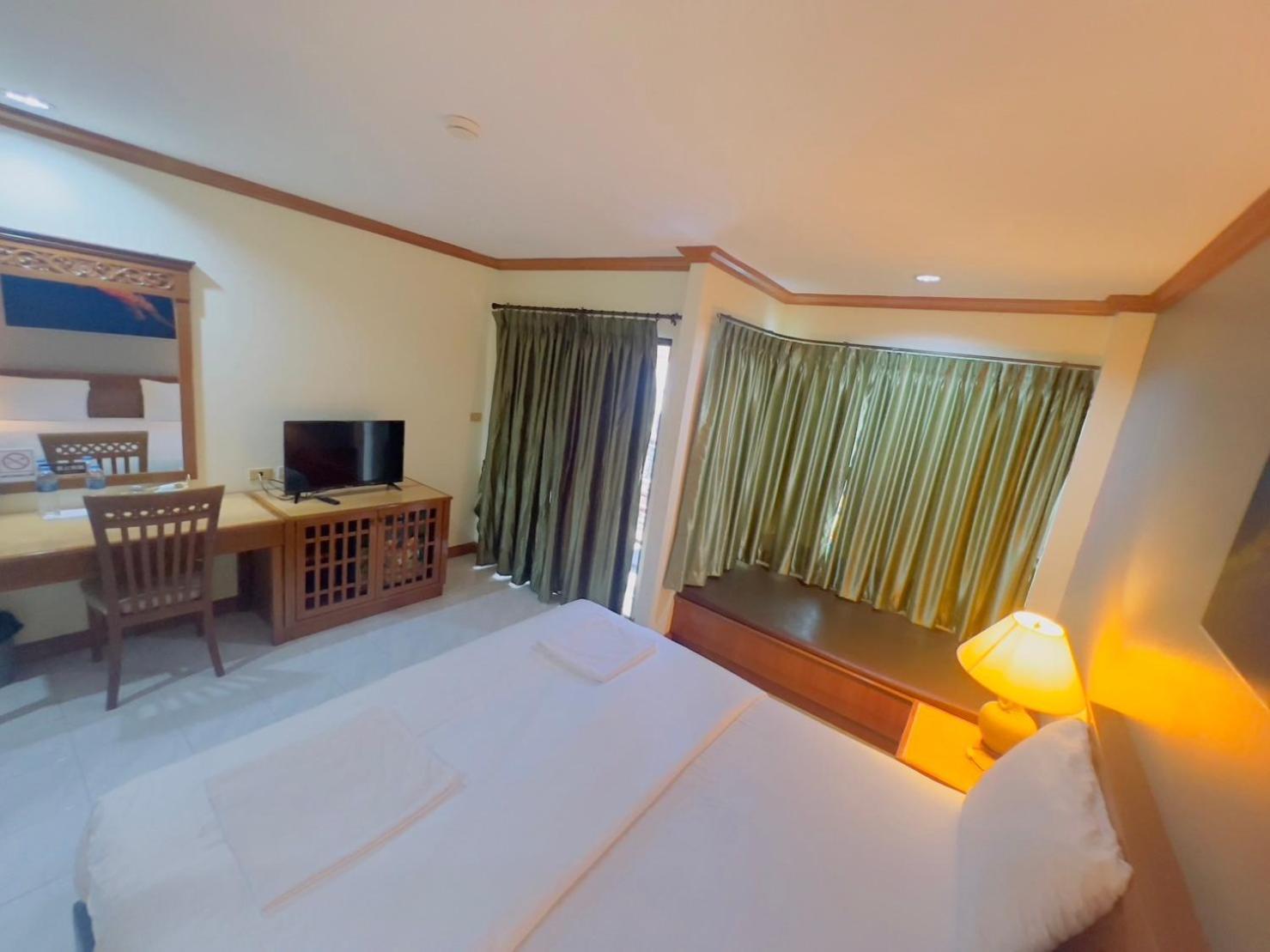 Royal Vista Otel Patong Dış mekan fotoğraf