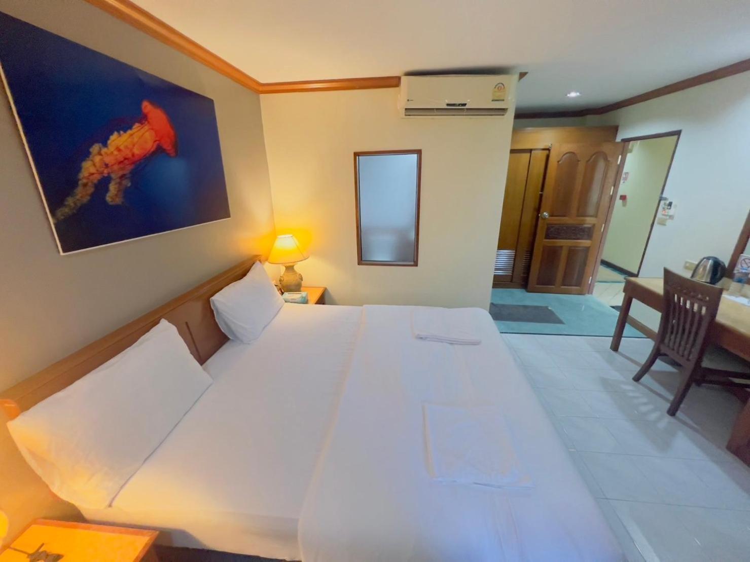 Royal Vista Otel Patong Dış mekan fotoğraf