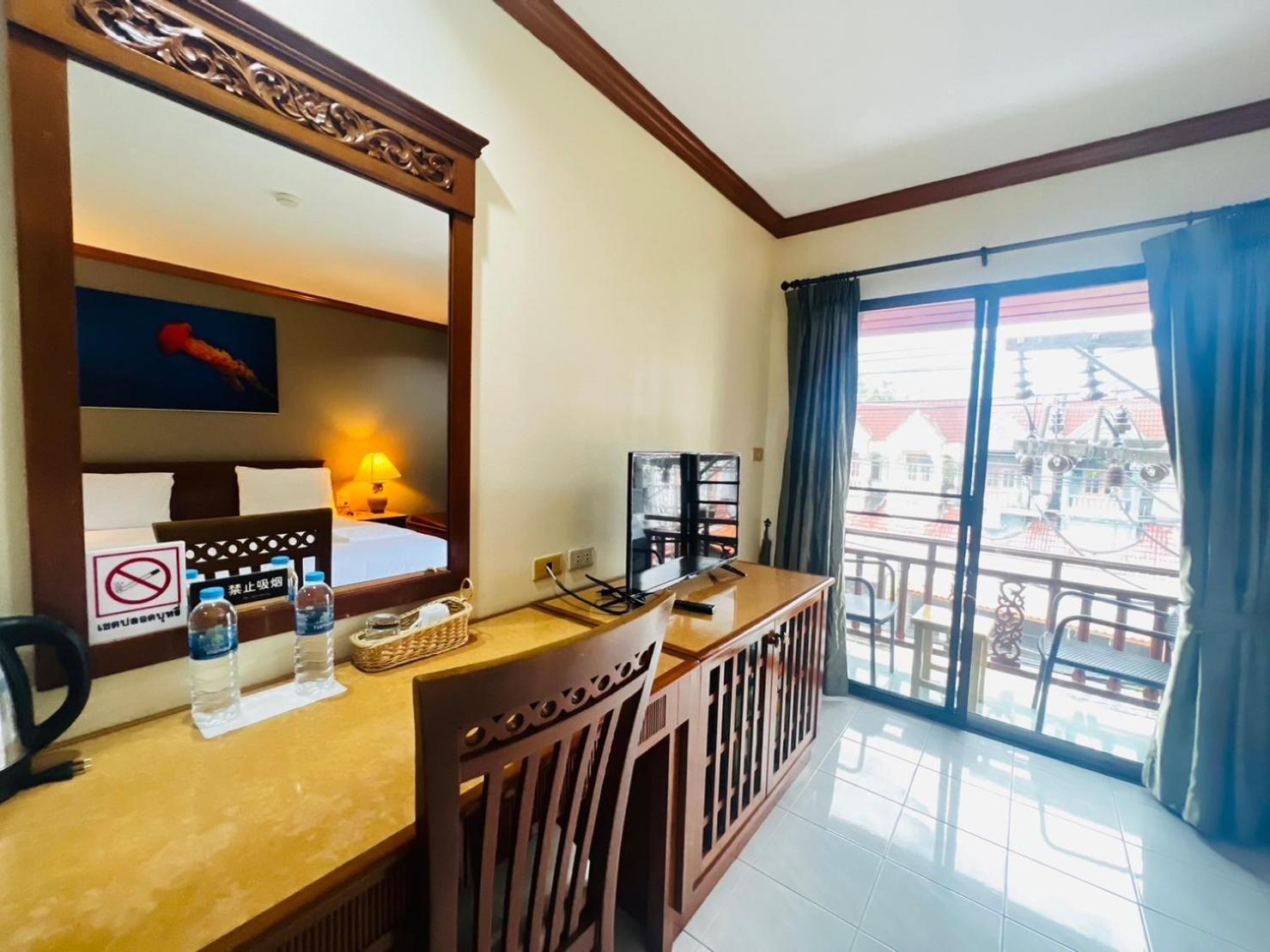 Royal Vista Otel Patong Dış mekan fotoğraf