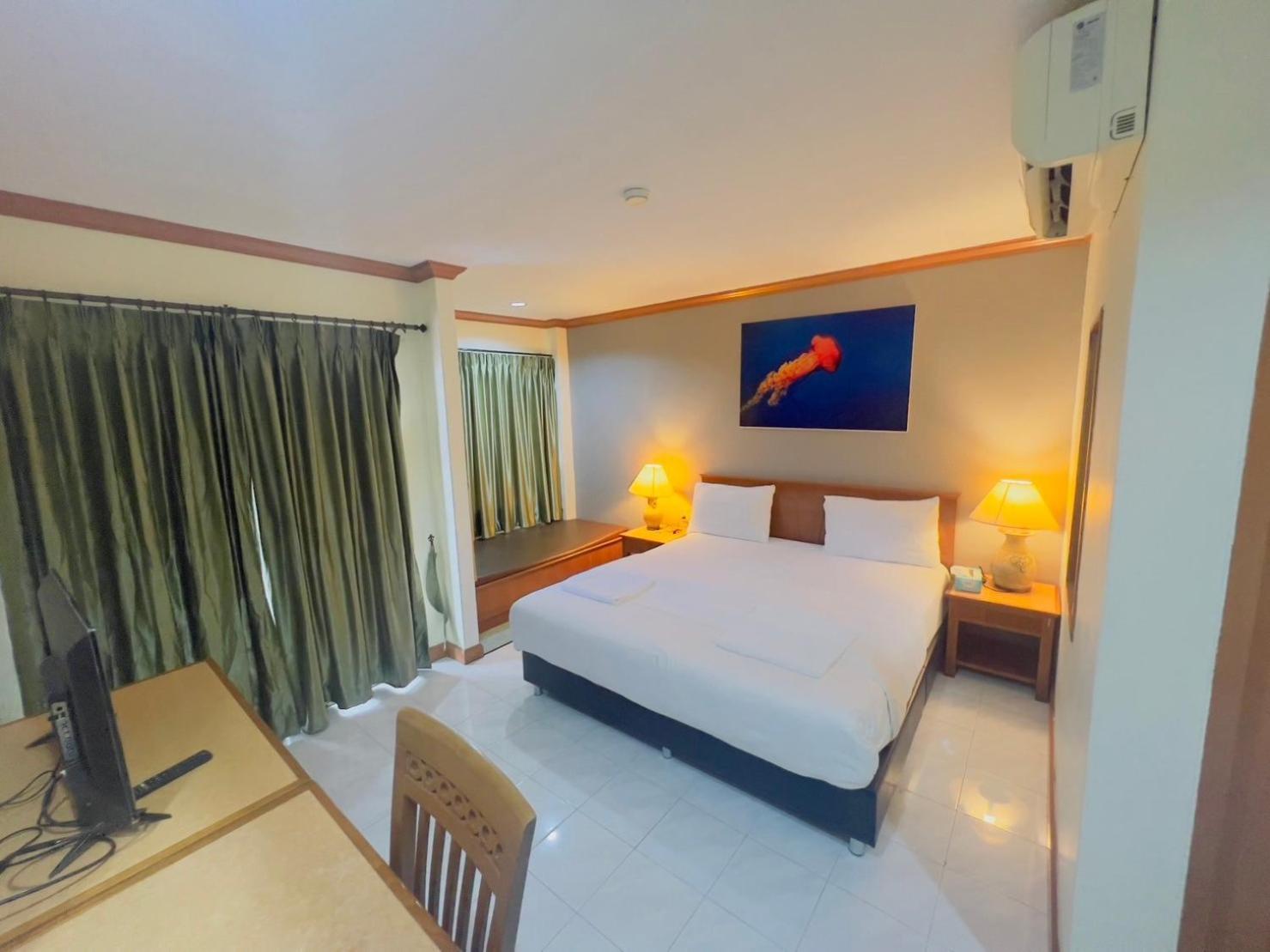 Royal Vista Otel Patong Dış mekan fotoğraf