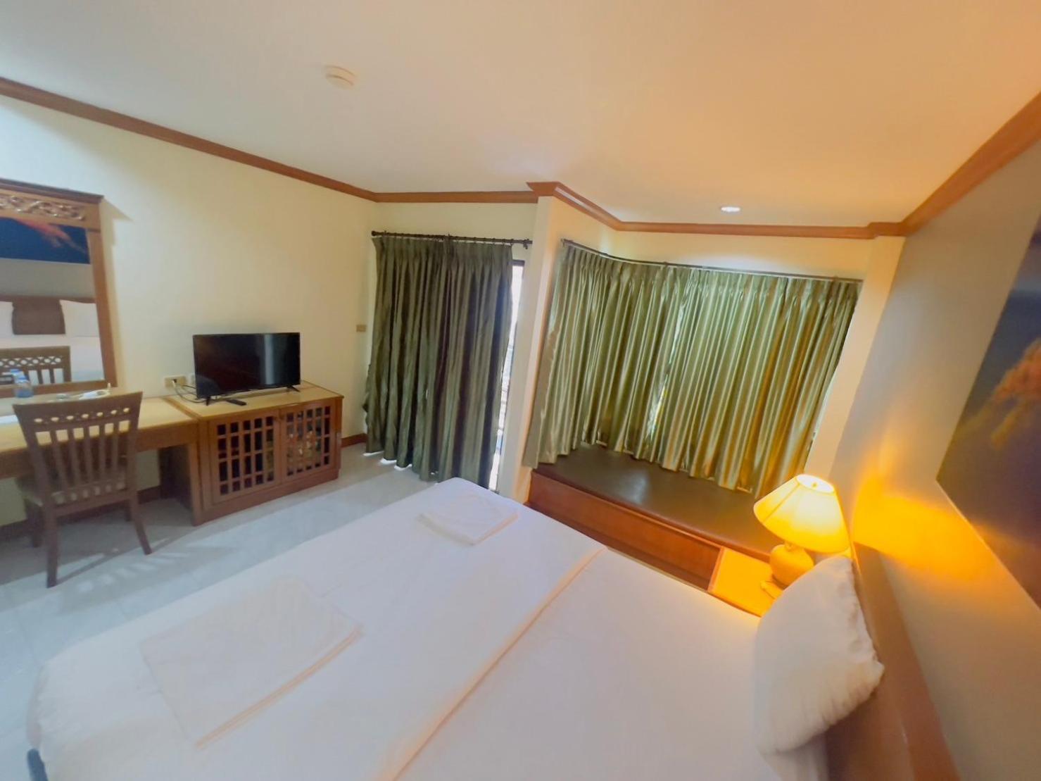 Royal Vista Otel Patong Dış mekan fotoğraf